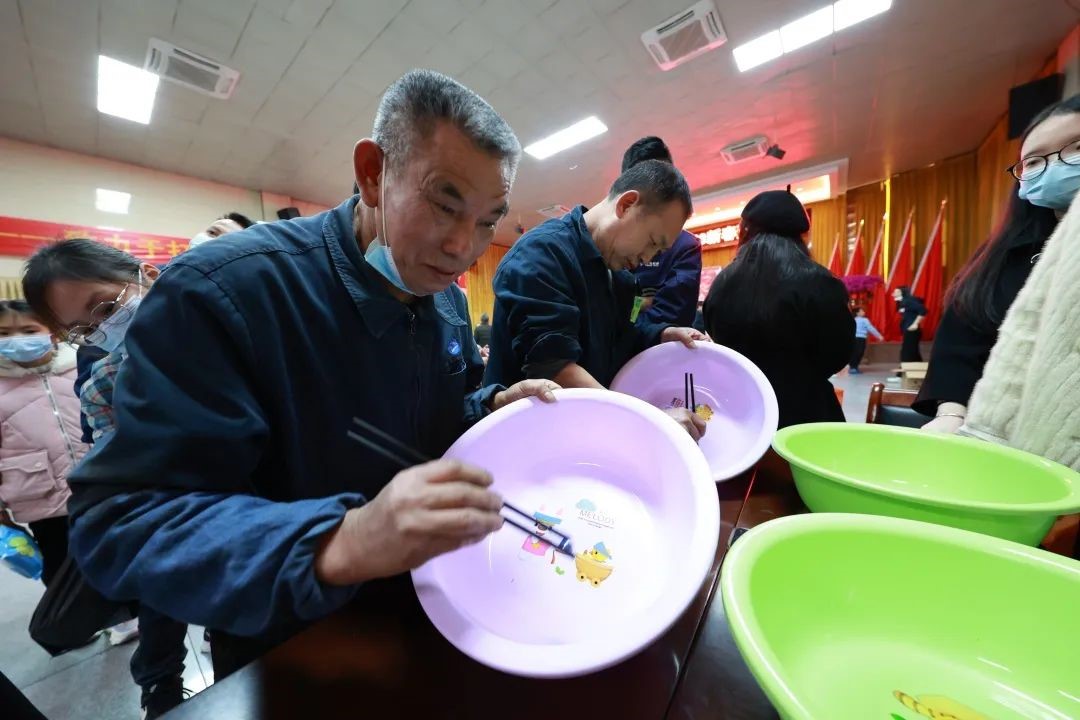 六合资面料大全