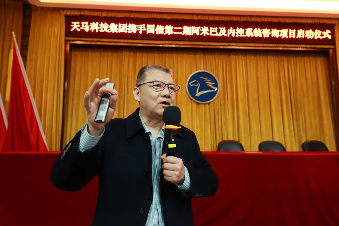 六合资面料大全